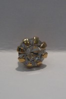 S22 Pyramide_gold
